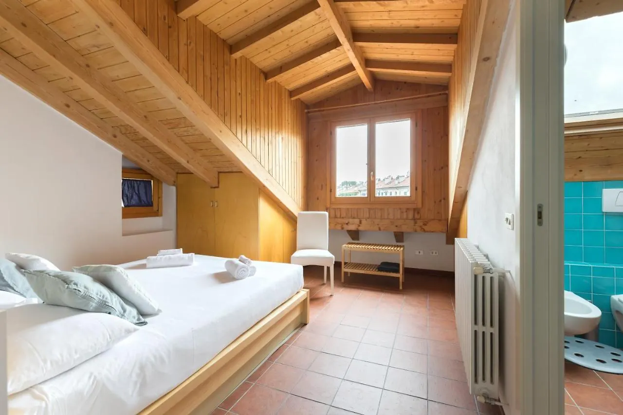 Milano Apartments Navigli Mortara 0*, Milan Italy